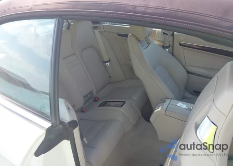 2014 Mercedes-Benz E 350 350 z USA, uszkodzony, nr VIN WDDKK5KF0EF236949